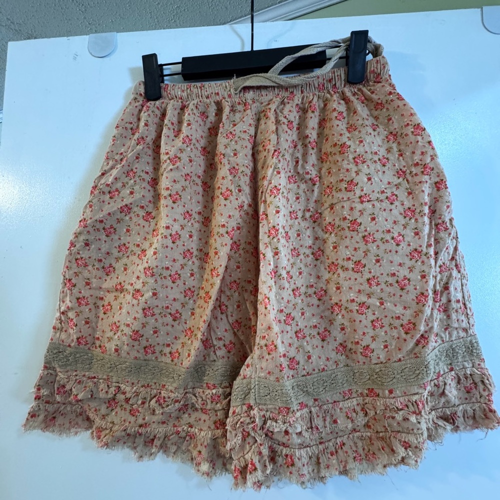Jaded Gypsy Floral Lace Trim Women Shorts